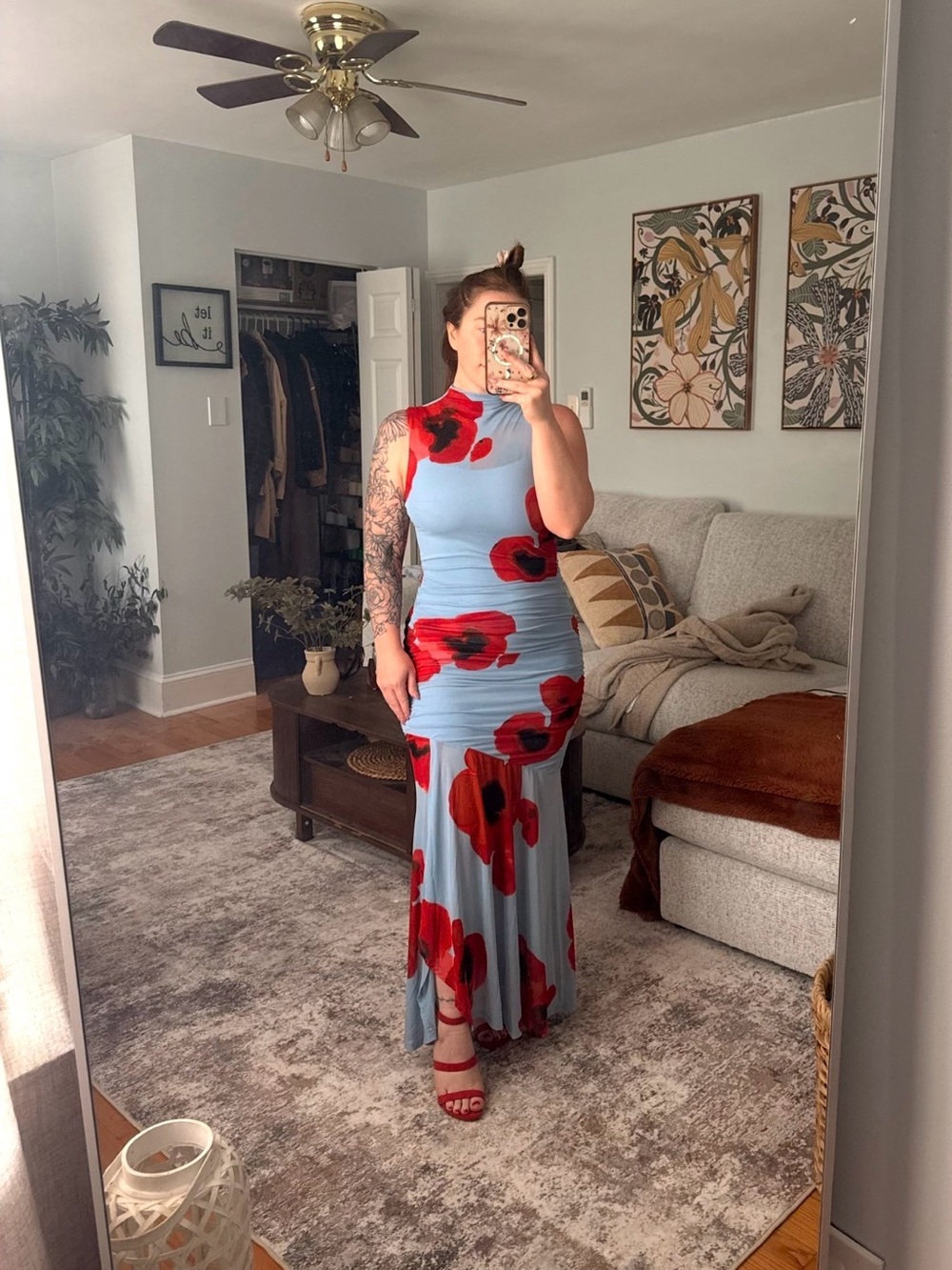 Light Blue Maxi Dress with Red Floral Motif - Picture 5 of 6